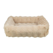 Hundeseng Elli Soft Edition i myk plysj med avtakbart trekk, sand, på hvit bakgrunn