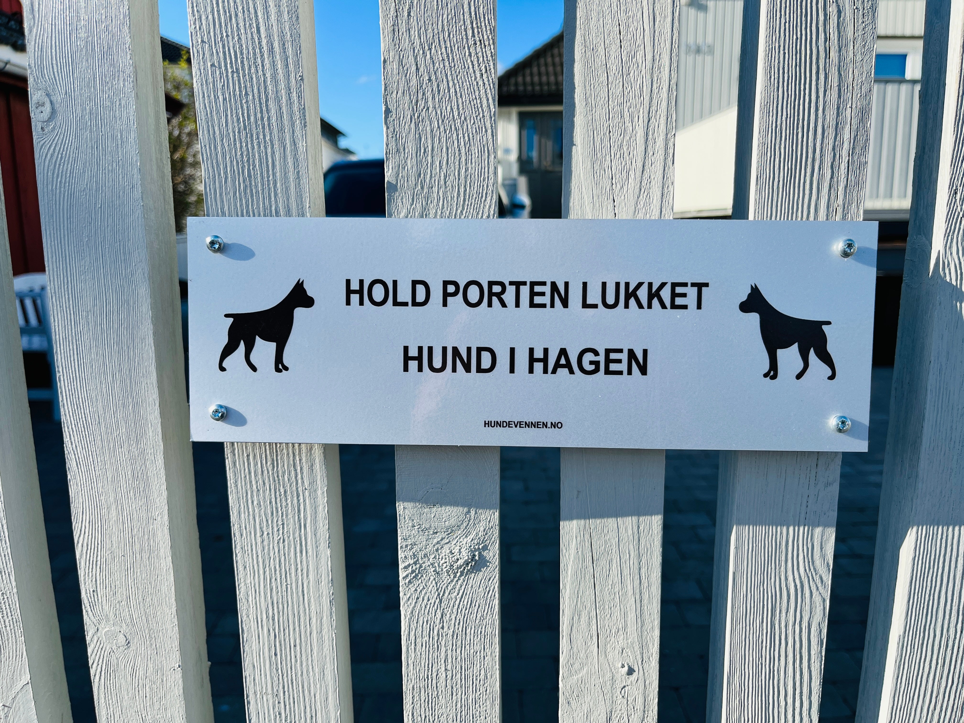 Lukk porten skilt- Hund i hagen - Hundevennen